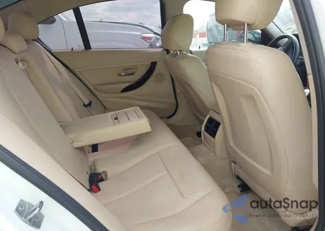 2015 BMW 320I z USA, uszkodzony, nr VIN WBA3B1G57FNT03736